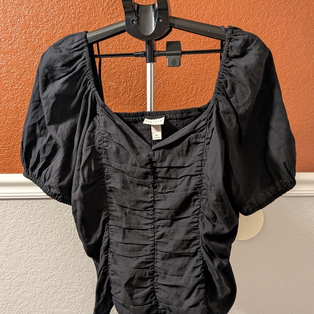 Ava & Viv Black Ruched Blouse